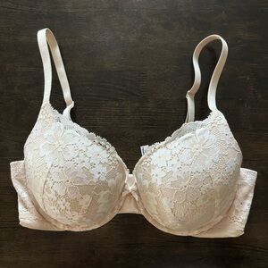 VS Push Up Bra 36D Body By Victoria Perfect Shape Full Coverage Lace in Marzipan